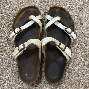 Champagne colored Birkenstock Mayari Sandles